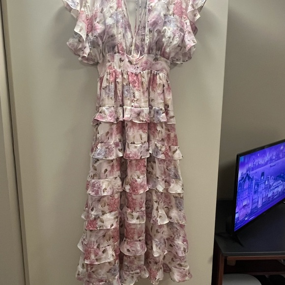 Storia floral maxi dress. - Picture 3 of 3